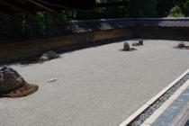 Сад 15 камней в японии. Загадка сада камней. За что в Японии любят минимализм. Декоративные элементы сада